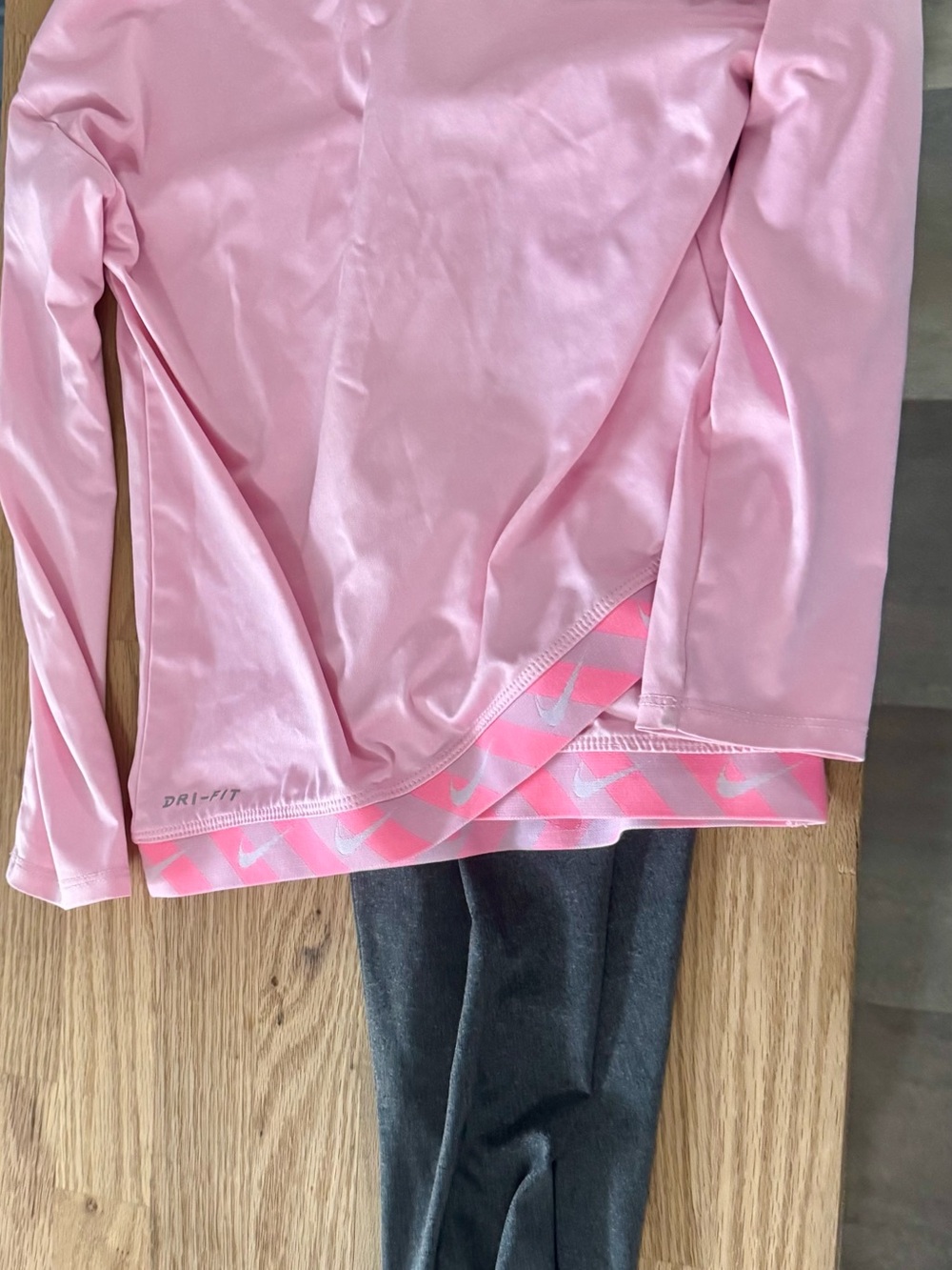 Nike Light Pink Girls Dri-FIT Long Sleeve Athletic Top and Matching leggings